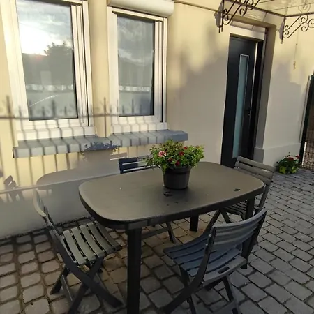 Holiday home La P'tite Maison - Armada A Proximite Rouen